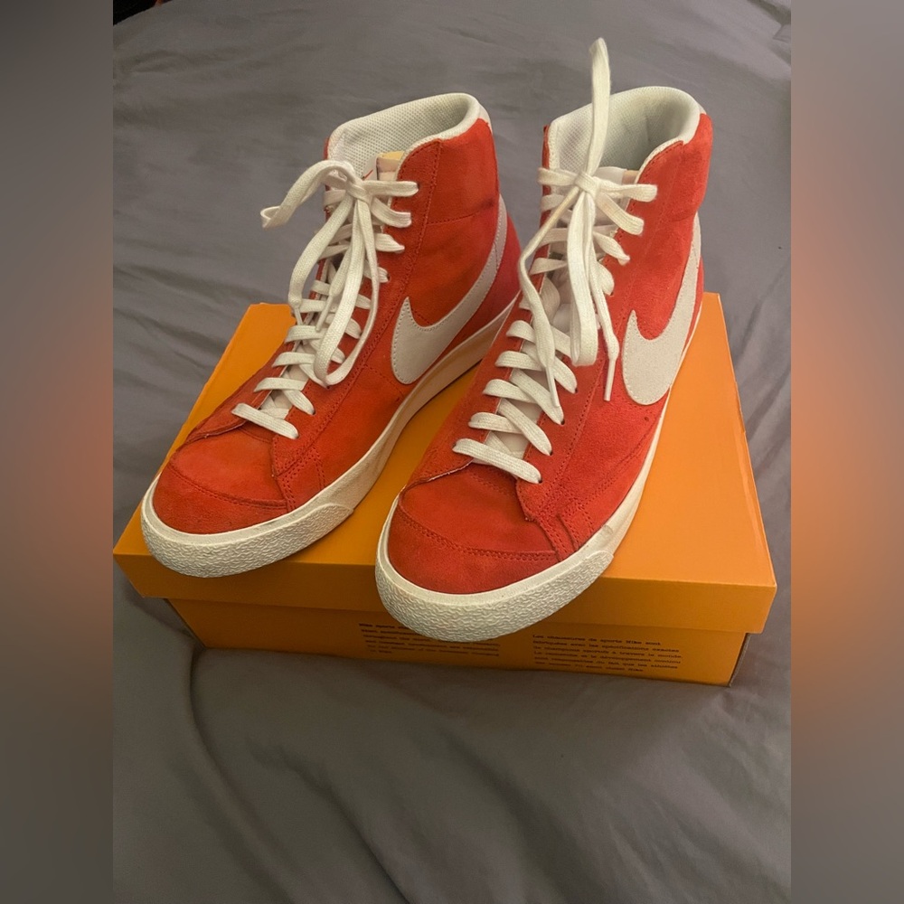 Nike BLAZER MID '77 SUEDE